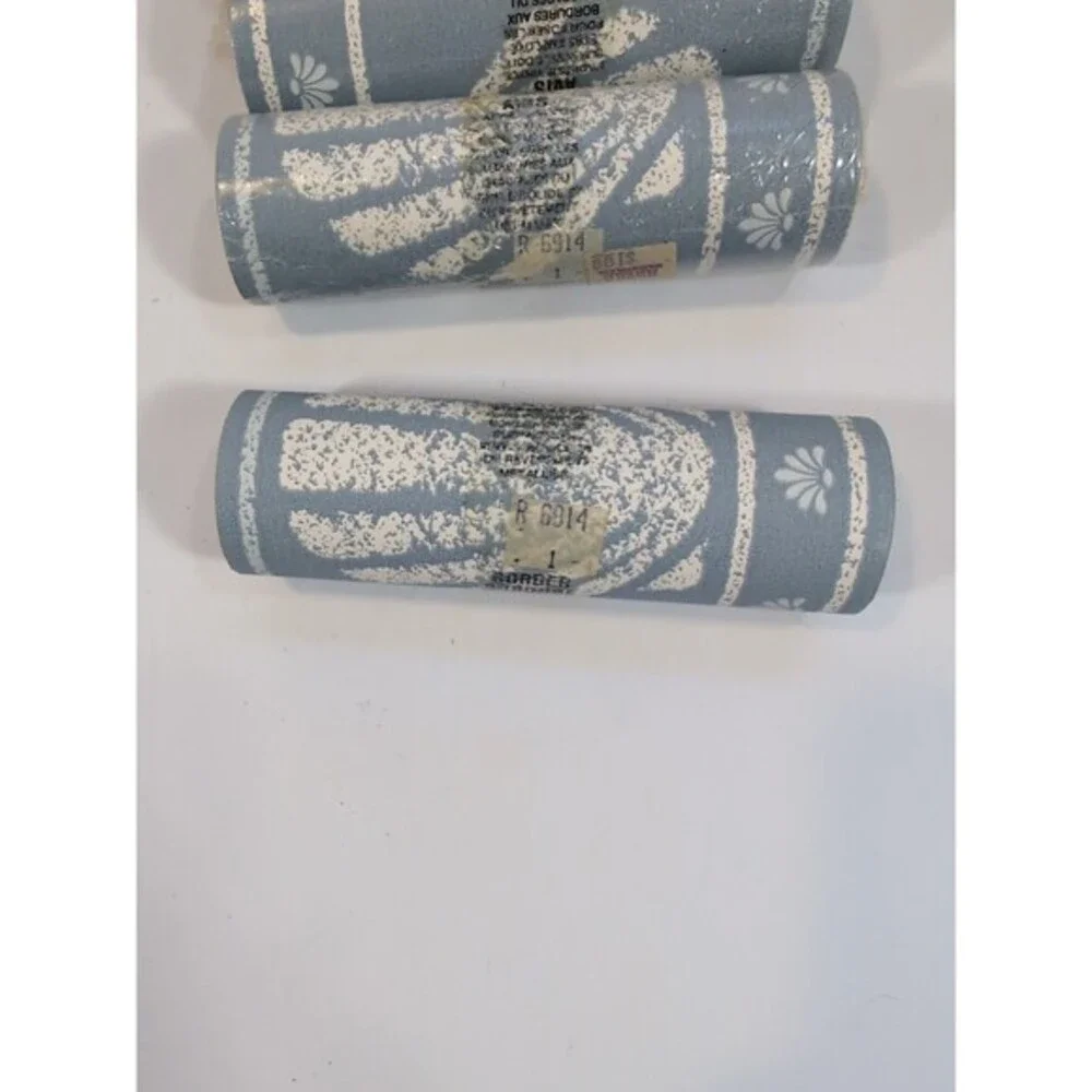 Beach Nautical Coastal Seashell Wallpaper Border Blue Gray White 15' L x 5 1/8